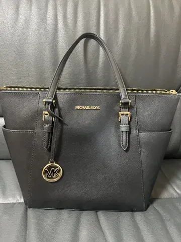 새상품급 MICHAEL KORS 블랙 토트백