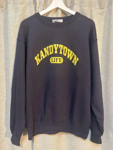 KANDYTOWN 네이비 맨투맨 XL