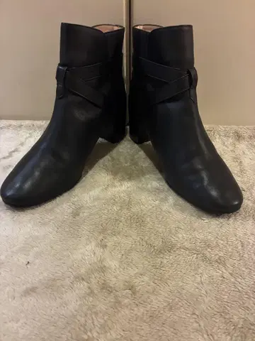 repetto 가죽 숏부츠 벨트 버클 블랙 24 38