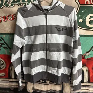 새상품급 EMPORIO ARMANI 후드티