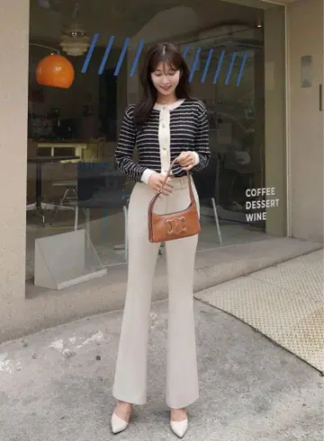 2버튼 플레어 슬랙스 팬츠 베이지 플레어 팬츠 버튼 포함