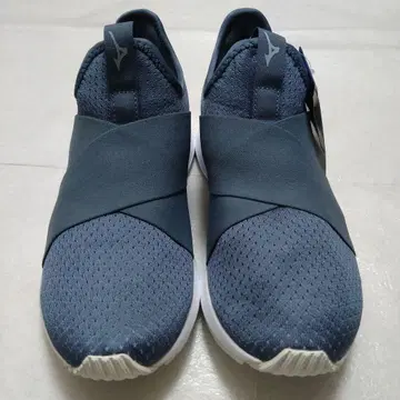 새상품 미즈노 ME-04 23.5cm 워킹화