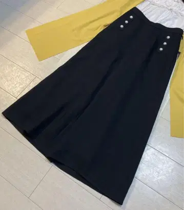 Rene 블랙 와이드 팬츠 펄 버튼