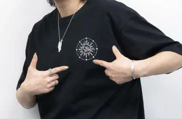 TaniYuuki 5주년 기념 티셔츠