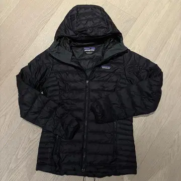 patagonia 블랙 다운 자켓 XS