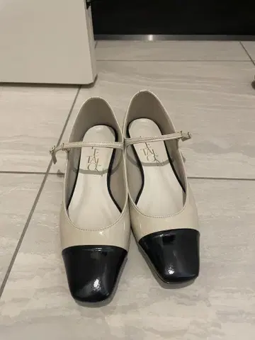LETALON 바이컬러 아이보리 블랙 펌프스 23cm