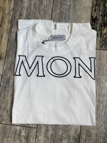 MON CLER 화이트 T셔츠 L 사이즈