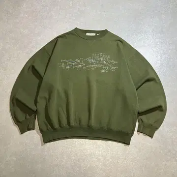 American Eagle 전면 V 맨투맨 레어 컬러 루어 패턴 아웃도어