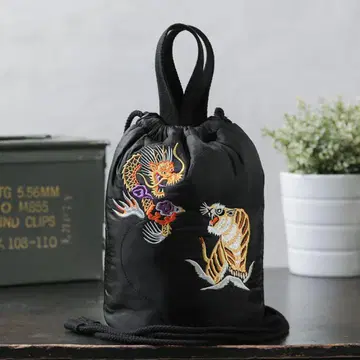 QUILTING EFFECT BAG 자수 희망 금액 댓글