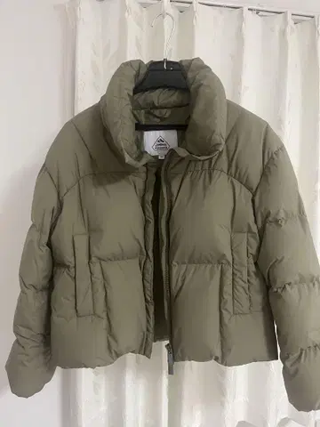 Pyrenex 피레넥스 HARMONIE CROP 다운 자켓 38