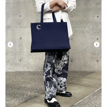 pionunnal LEDY 레이디 네이비 퀼팅 토트백