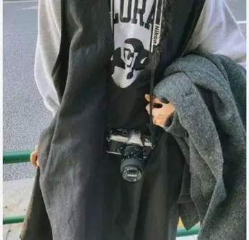코튼 라미 새틴 V넥 원피스