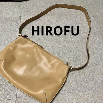 히로후 HIROFU 베이지 가죽 숄더백 H 로고