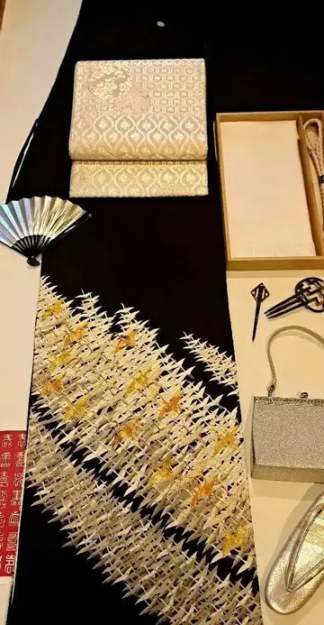 새상품급 럭셔리 학 문양 자수 블랙 토메소데 이요히 제작 풀세트