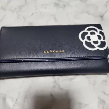 CLATHAS 네이비 장지갑