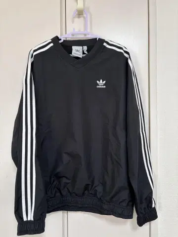 adidas WOVEN WIND BREAKER BLACK