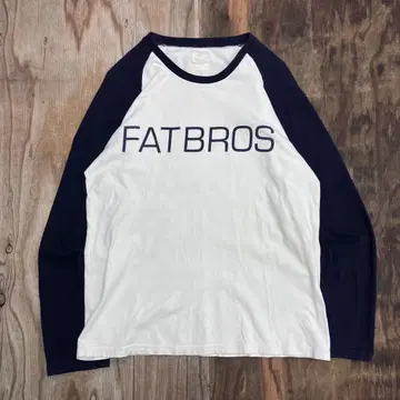 FAT BROS 래글런 긴팔 T셔츠 화이트 네이비 스케이트