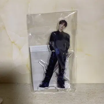 INI 오자키 타쿠미 아크릴 스탠드