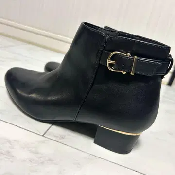 WAORIENTALTRAFFC 메탈릭 라인 부츠 사이즈 M 새상품급