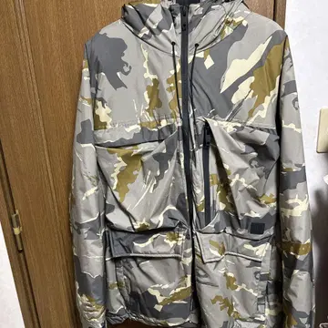 ZARA 카모플라쥬 마운틴 후드티