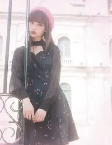 EATME 꽃무늬 원피스