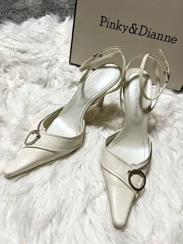 Pinky&Dianne 아이보리 하이힐