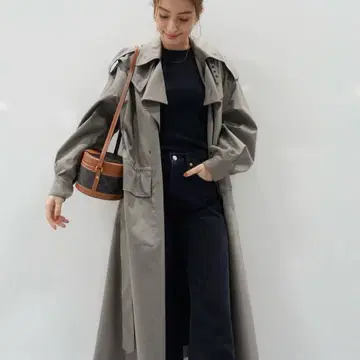 HYKE 타키자와 카렌 착용 디자인 트렌치코트
