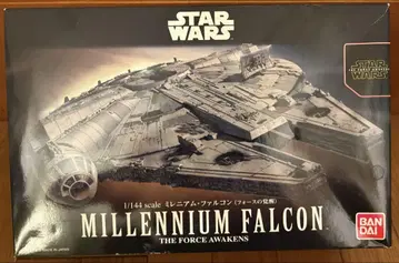 [내부 가방 미개봉] 반다이 프라모델 밀레니엄 팔콘 1/144