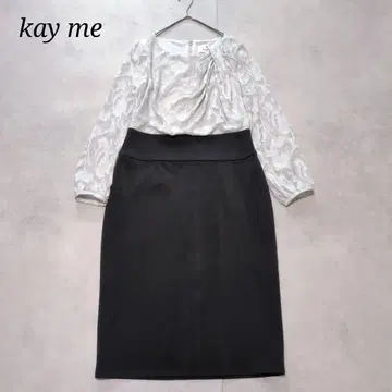 컨디션 최상 kay me [우주 소재] 데콜테 턱 원피스 화려한 미 라인