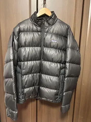 Patagonia 다운 자켓 블랙