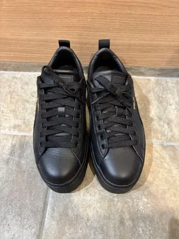 PUMA 블랙 스니커즈 통굽