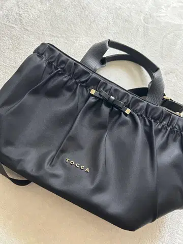 TOCCA 블랙 토트백