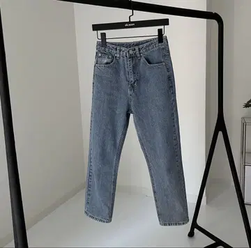 하이 웨이스트 테이퍼드 데님 ok.soon L 사이즈