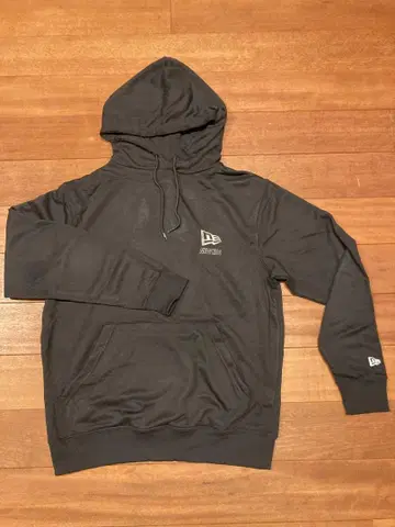 NEWERA 후드 부착 후드티 M 블랙