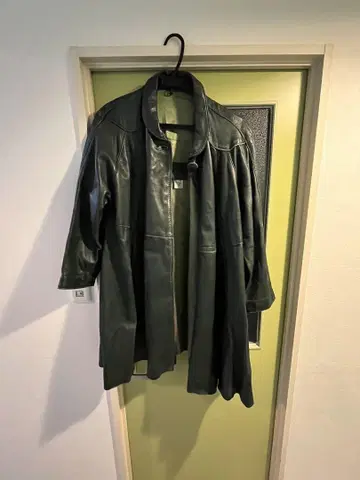 다크 그린 가죽 롱 코트