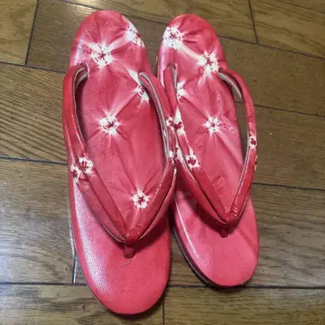 빨간색 꽃 무늬 조리