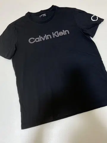 Calvin Klein 블랙 티셔츠 M
