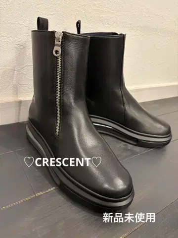 CRESCENT 블랙 가죽 부츠