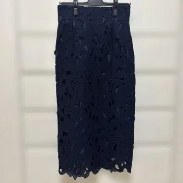 저스길리티 케미컬 플라워 레이스 타이트 스커트