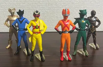 HG 시리즈 레인보우맨 불 물 초목 황금 흙 태양의 화신 피규어