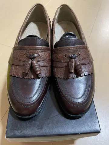 일본제 브라운 가죽 프린지 태슬 로퍼