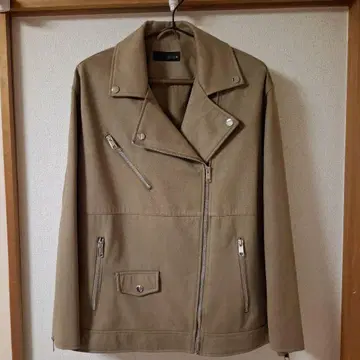 ZARA 스웨이드풍 바이커 자켓