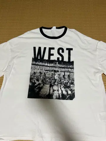WEST. 투어 T셔츠