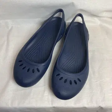 [crocs] 여성용 샌들 W8 (24cm) 네이비 슬링백