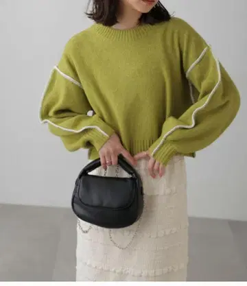 프리즈마트 멜란지 스트레치 총알 배색 스티치 니트 새상품
