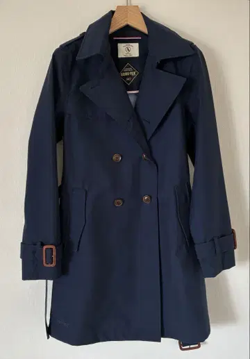 새상품급 에이글 트렌치코트 M 네이비 GORE-TEX