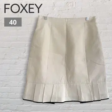 새상품급 FOXEY 폭시 미디 스커트 실크 100% 베이지 40