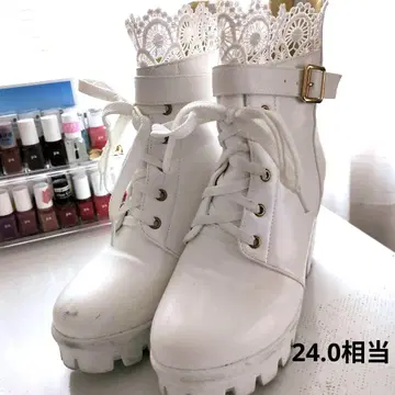 화이트 레이스 장식 하이힐 부티 240mm 상당