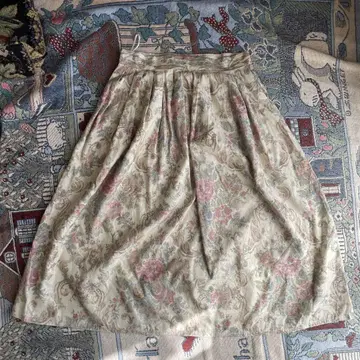 [ USED ] 90s USA floral skirt