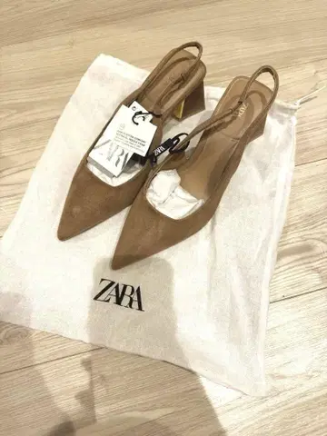 ZARA 브라운 스웨이드 하이힐